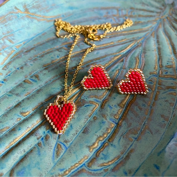 Handcrafted Gold & Red Hearts Earrings and Necklace set - Picture 3 of 6